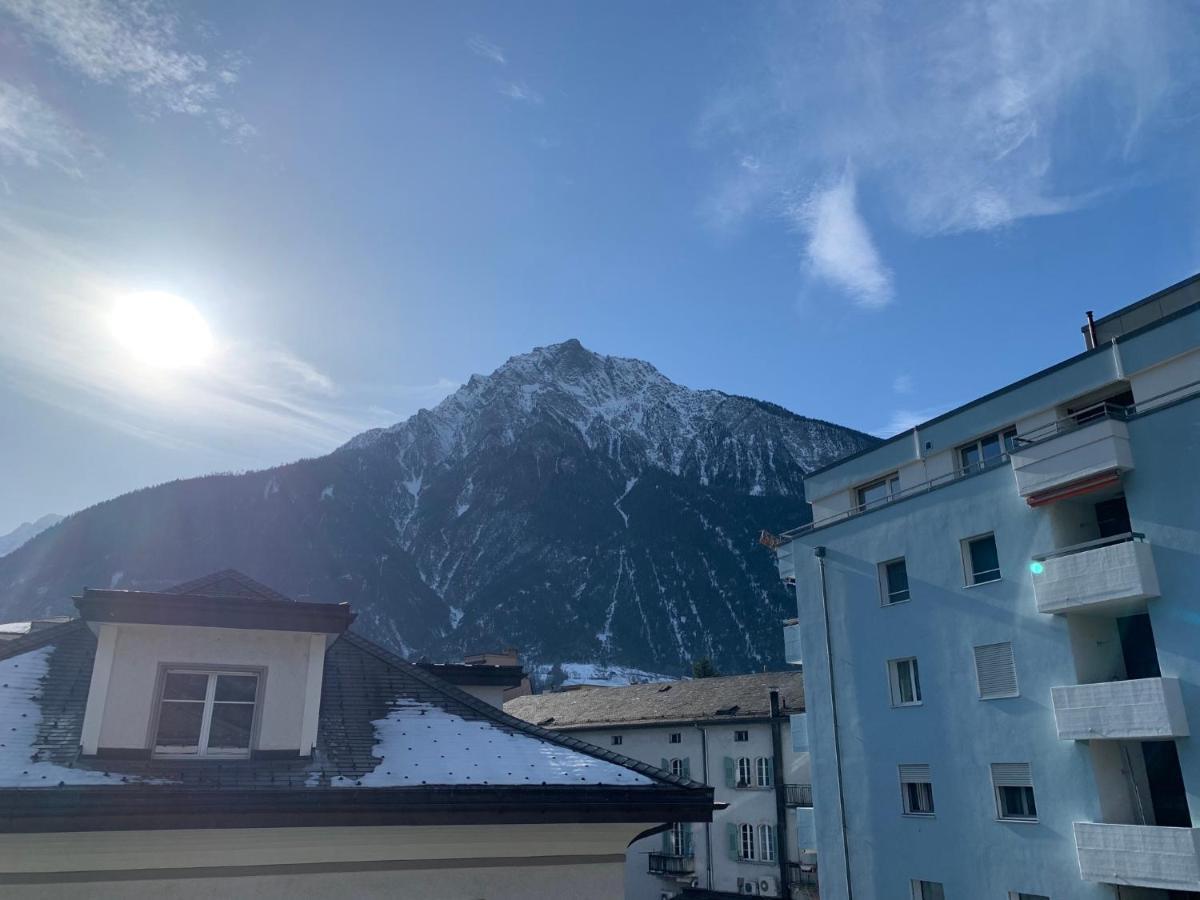 Brig City Mountain View Exteriör bild